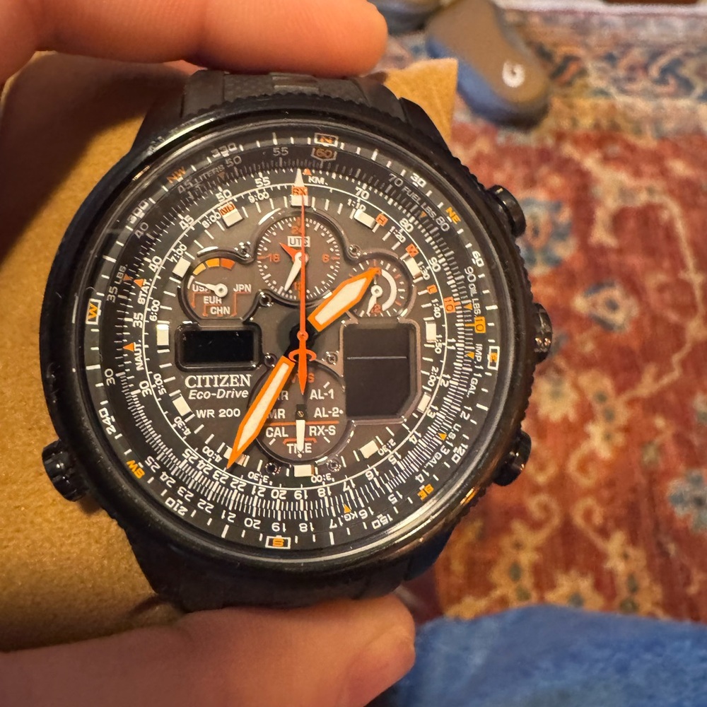 Men’s Citizen quartz Pro Master Nighthawk pilot watch.